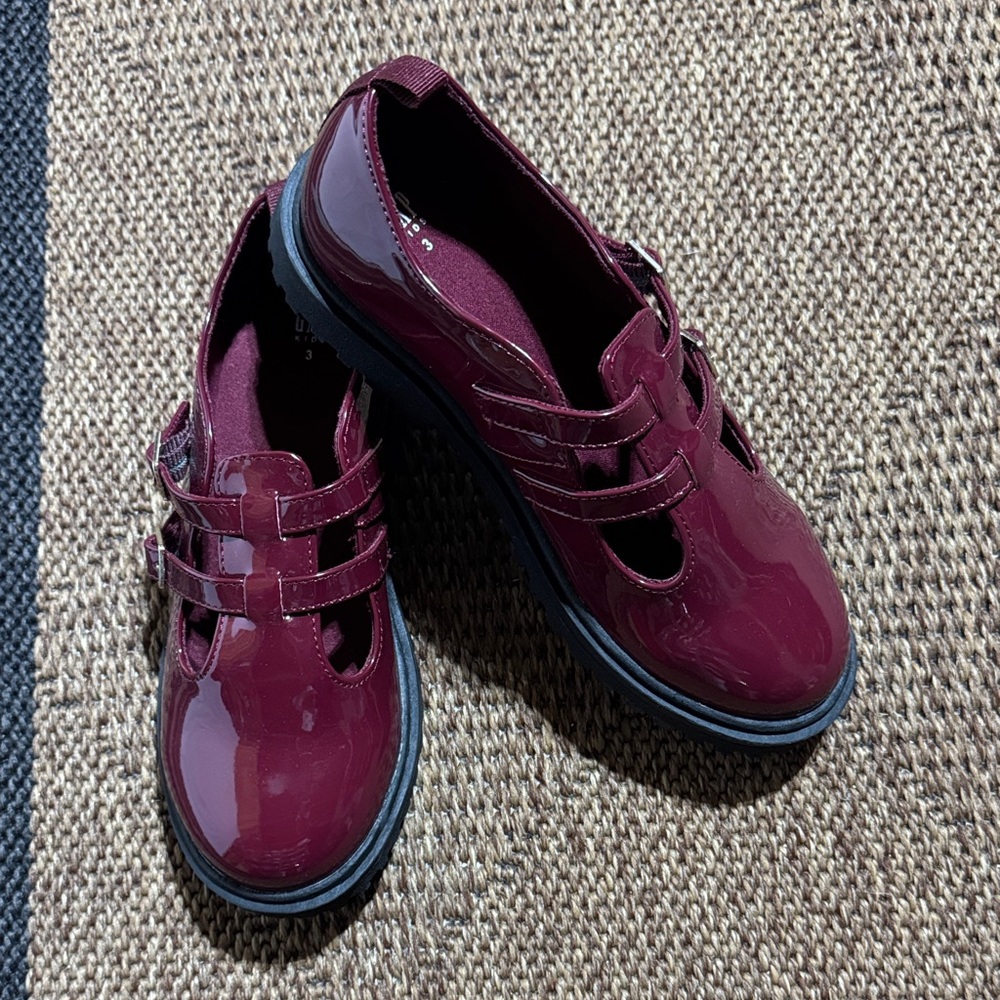 GAP Maroon Glossy Kids Mary Jane Shoes